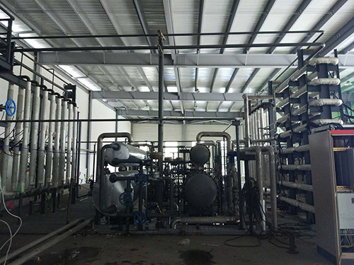 Индукционный нагрев для системы трубопроводов жидкостей