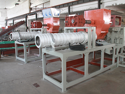 Индукционный нагрев для станков для обработки пластика