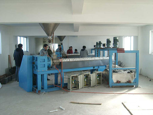 Индукционный нагрев для станков для обработки пластика