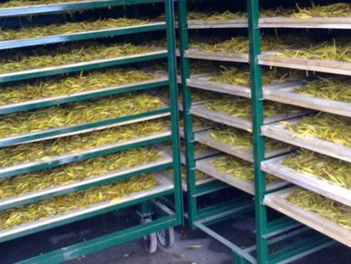 Генератор горячего воздуха с индукционным нагревом